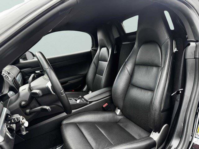 Used 2013 Porsche Boxster RWD image 18