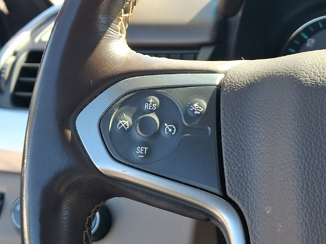 Used 2018 Chevrolet Suburban LT AWD/4WD image 7