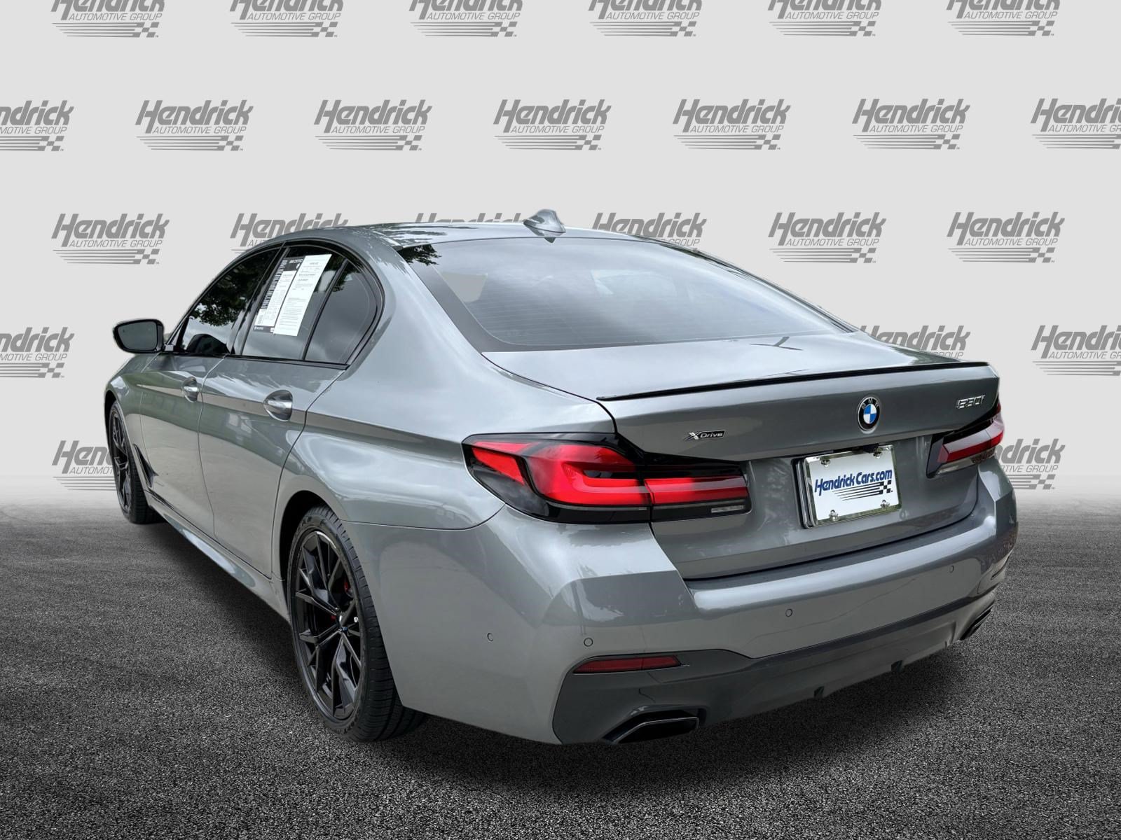Certified 2023 BMW 530i xDrive w/ M Sport Package AWD/4WD image 8