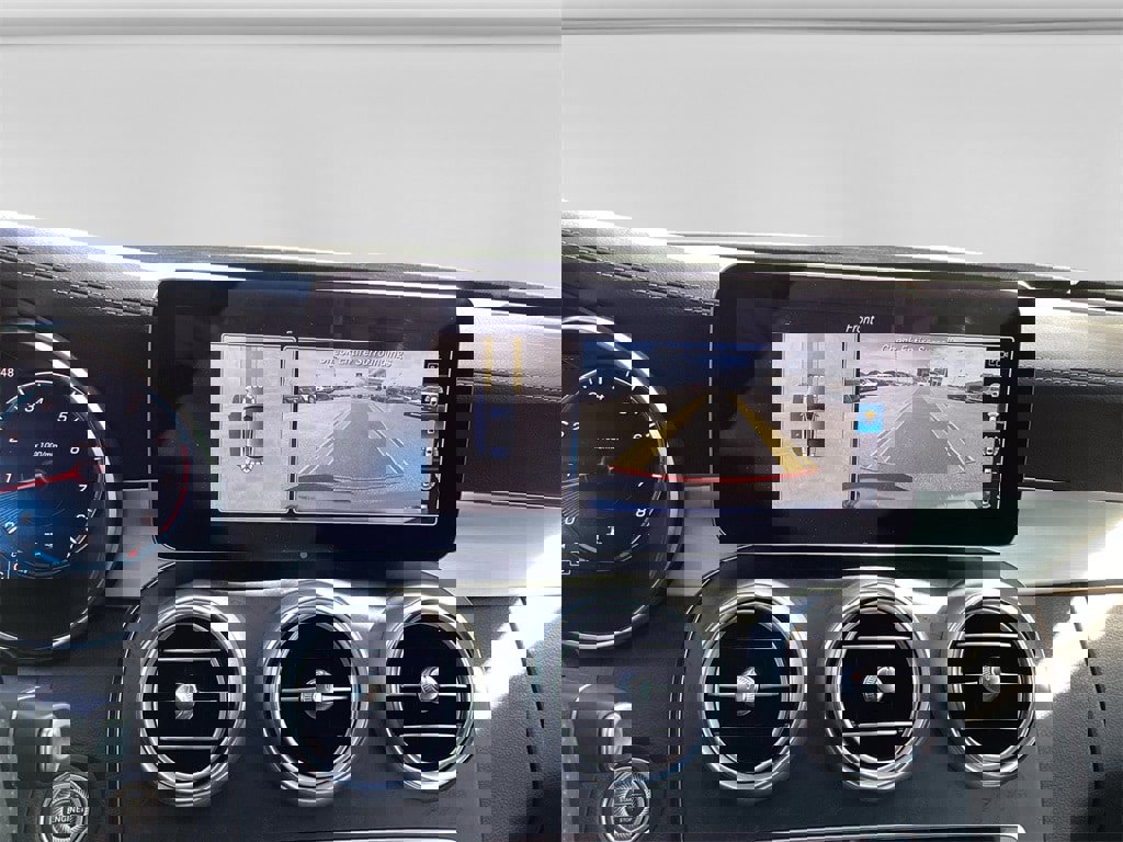 Used 2023 Mercedes-Benz C 300 Coupe image 18