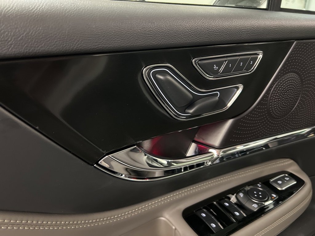 New 2025 Lincoln Corsair Grand Touring w/ Equipment Group 301A image 27