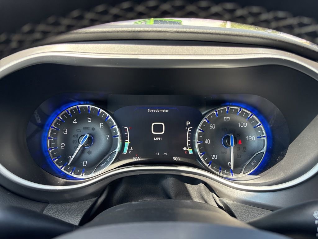 New 2026 Chrysler Voyager LX FWD image 35