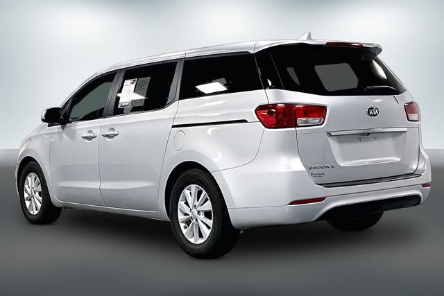 Used 2016 Kia Sedona L FWD image 5