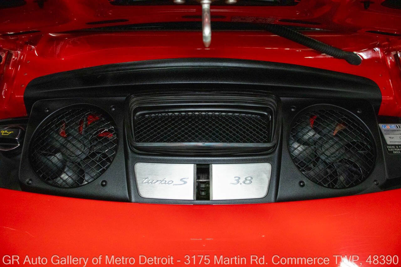 Used 2014 Porsche 911 Turbo S image 19