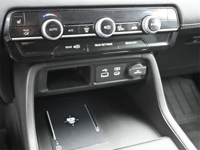 Used 2023 Honda Pilot Touring image 23