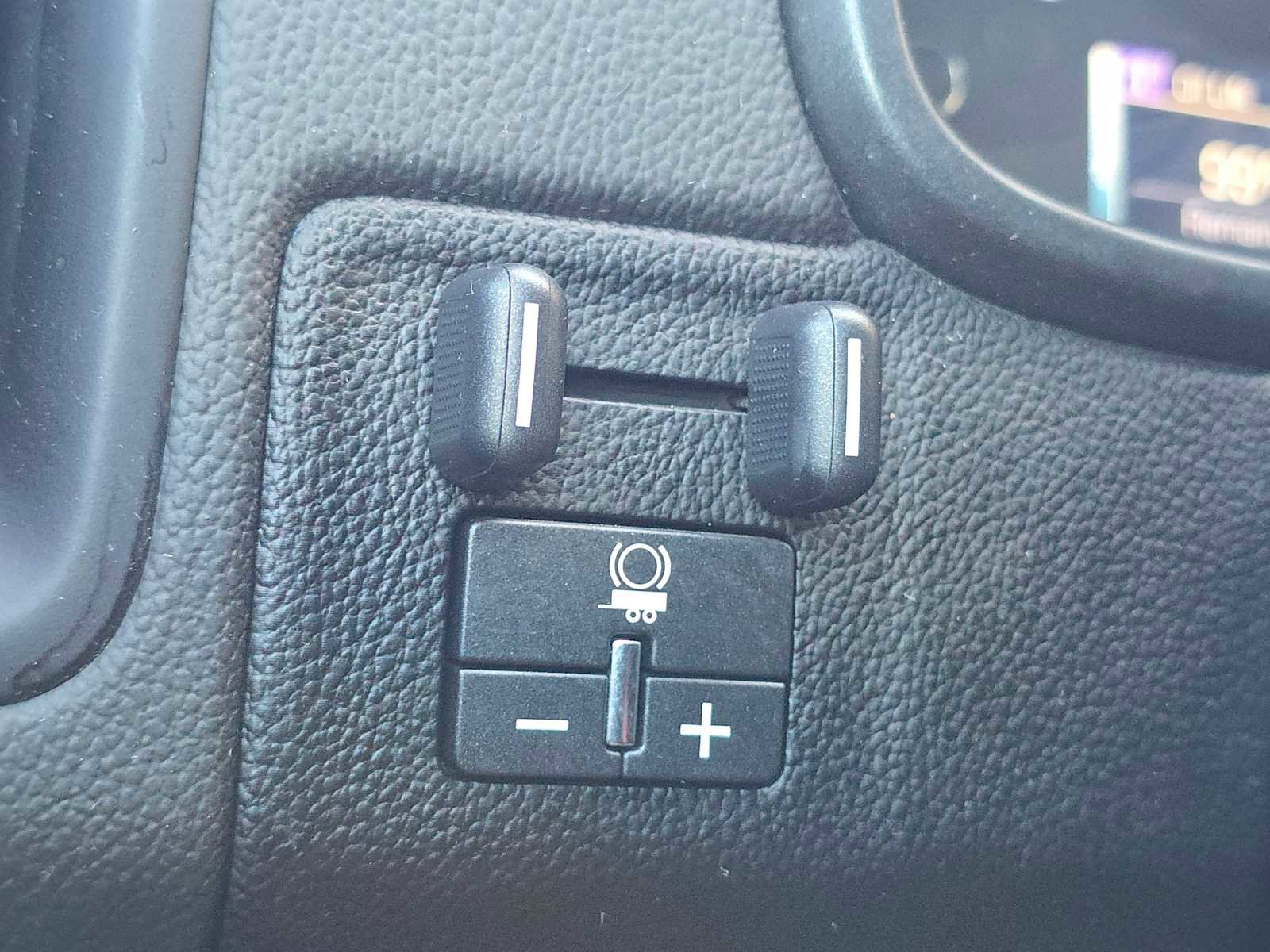 Used 2018 Chevrolet Colorado ZR2 image 32