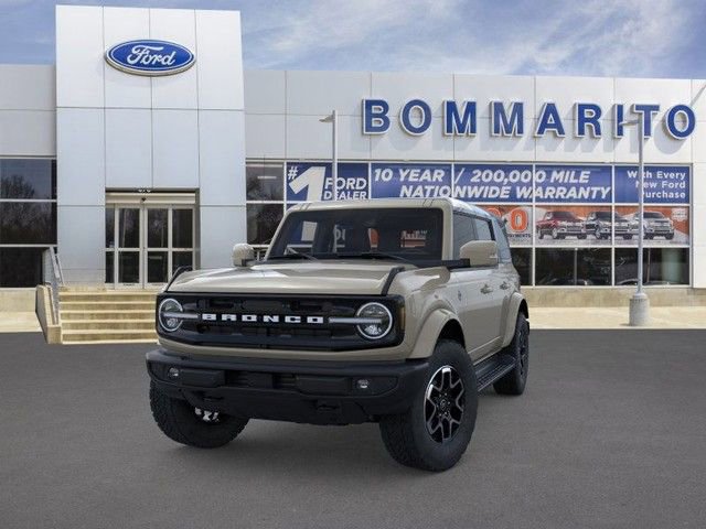 New 2025 Ford Bronco Outer Banks image 2