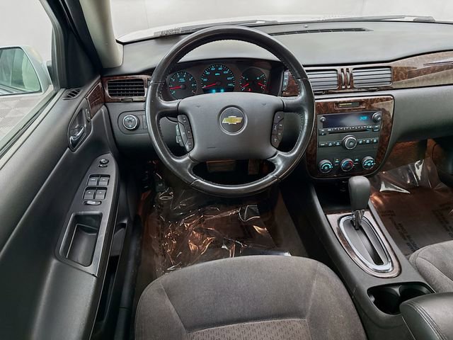 Used 2014 Chevrolet Impala Limited LS image 21