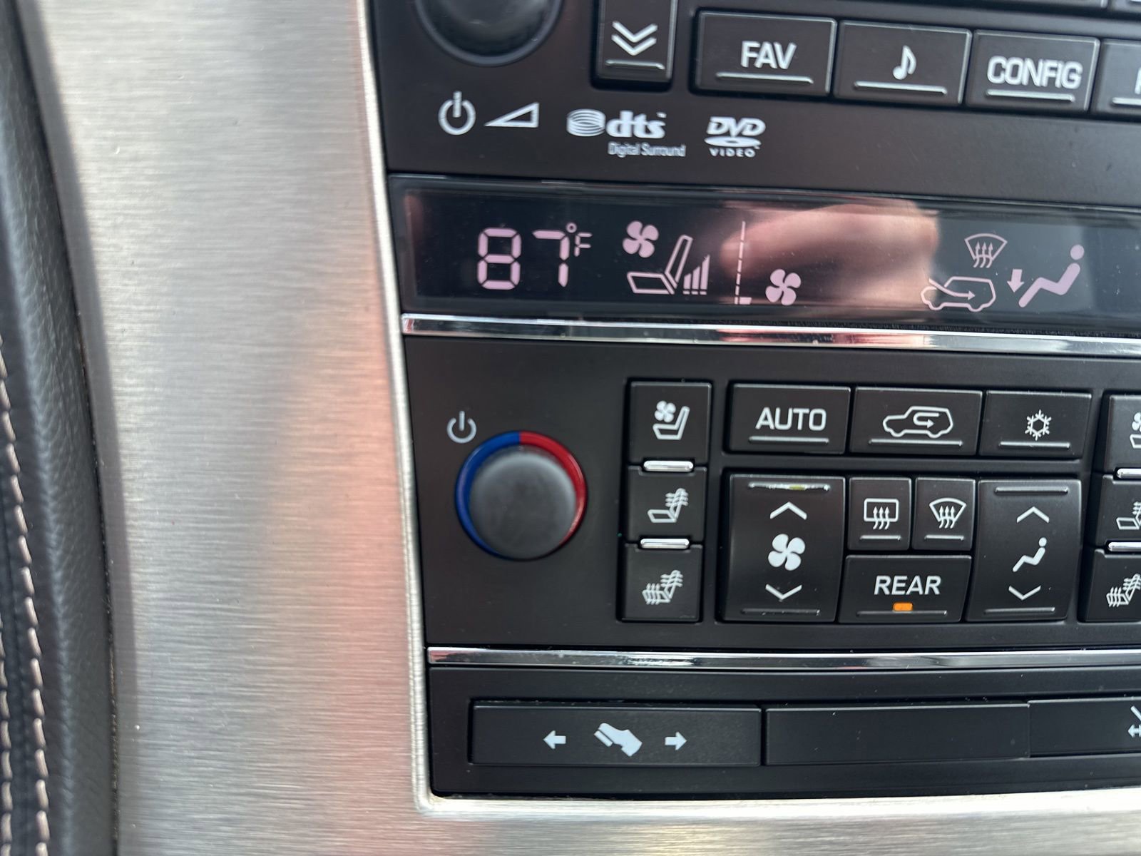 Used 2014 Cadillac Escalade ESV Platinum AWD/4WD image 67