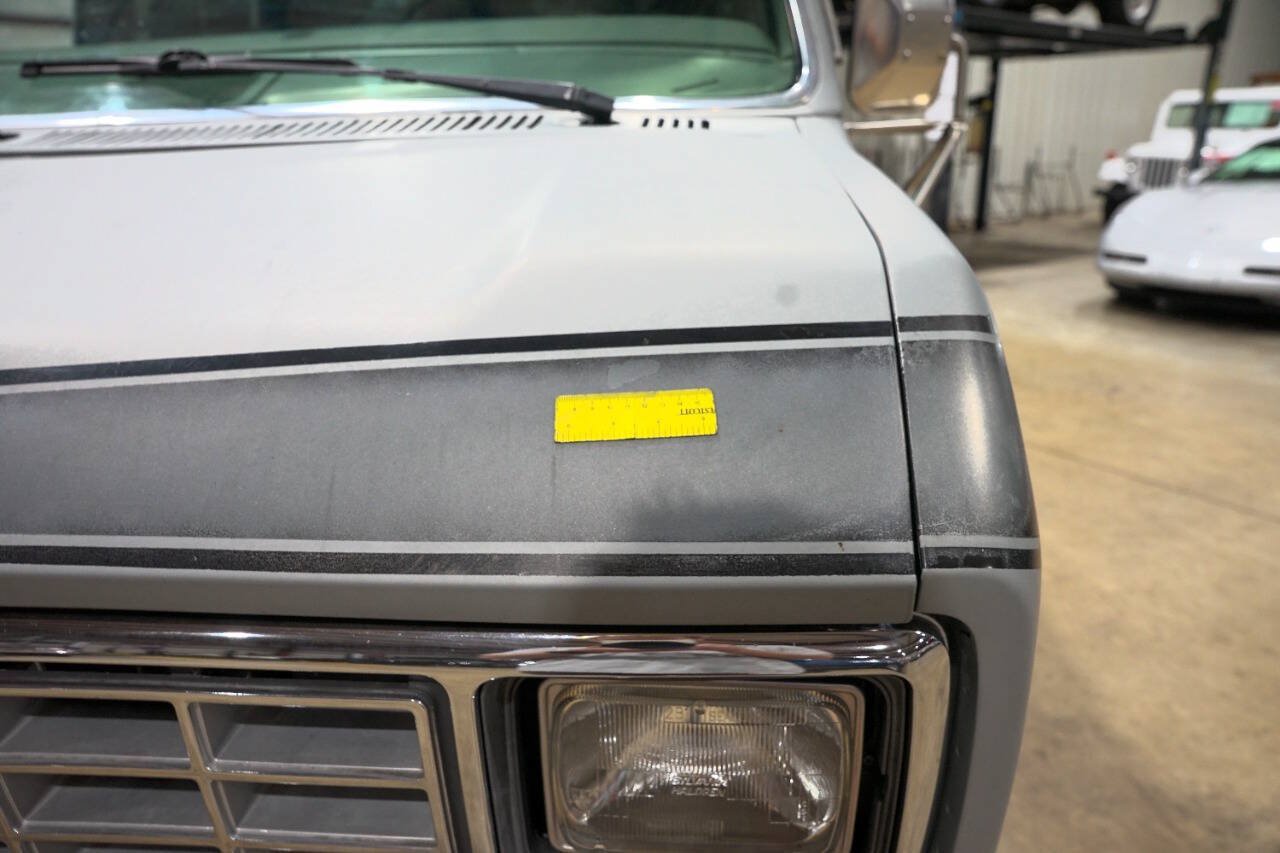 Used 1987 Ford E-150 and Econoline 150 RWD image 26