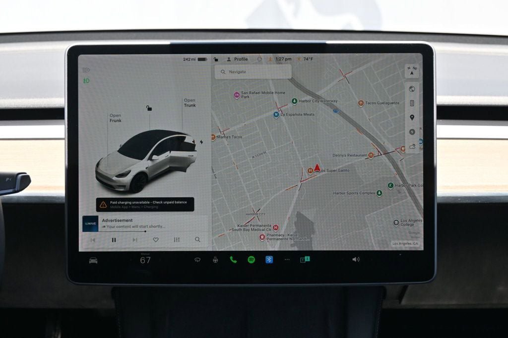 Used 2021 Tesla Model Y Long Range AWD/4WD image 11