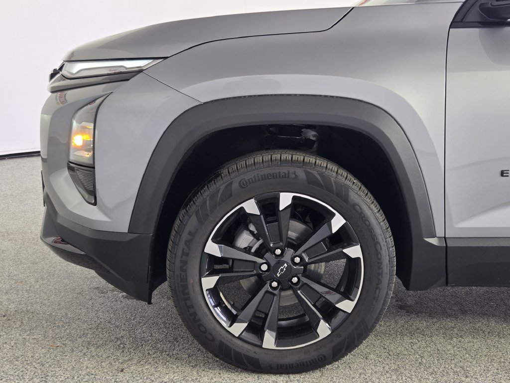 New 2026 Chevrolet Equinox RS w/ Convenience Package III FWD image 9