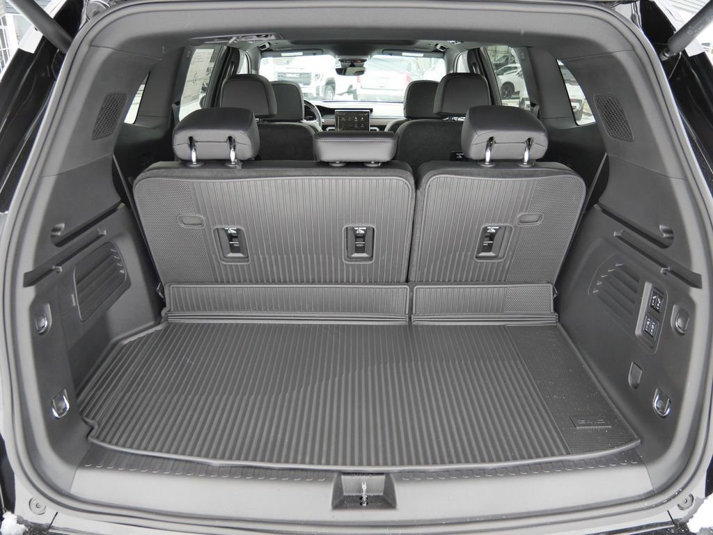 New 2026 GMC Acadia Denali w/ Super Cruise Package image 6