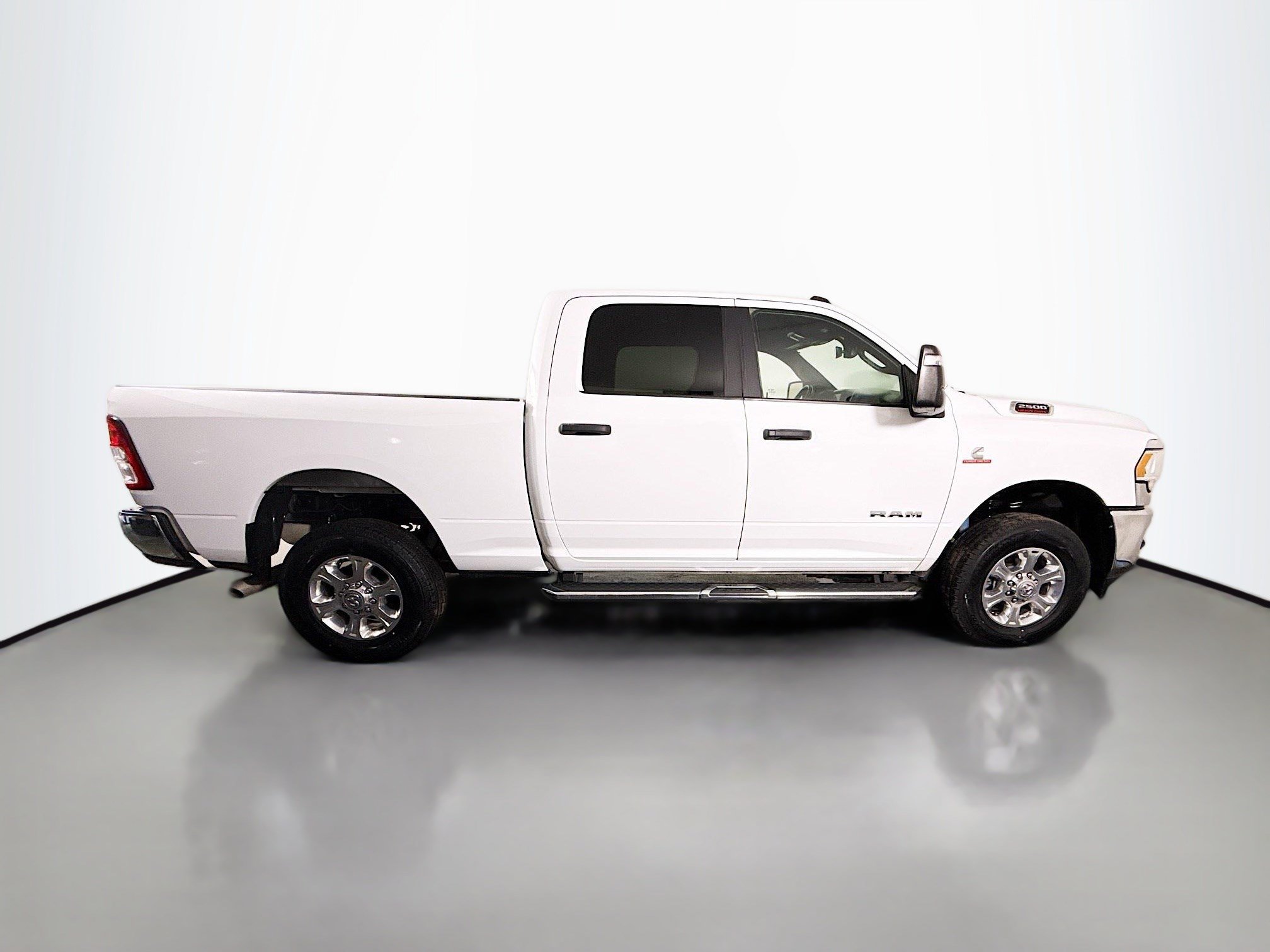 Used 2024 RAM 2500 Big Horn w/ Off Road Package AWD/4WD image 11