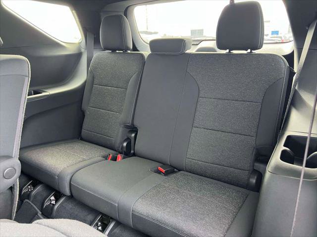 Used 2026 Chevrolet Traverse LT image 14