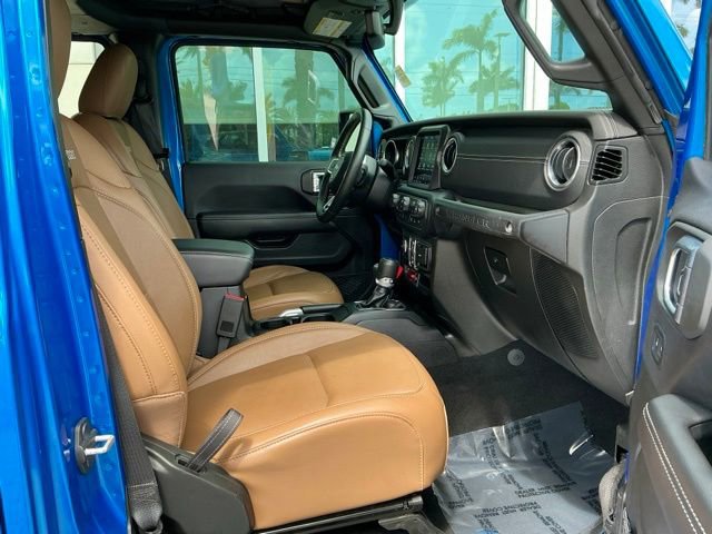 Used 2022 Jeep Wrangler Unlimited Rubicon 4xe w/ Cold Weather Group image 18