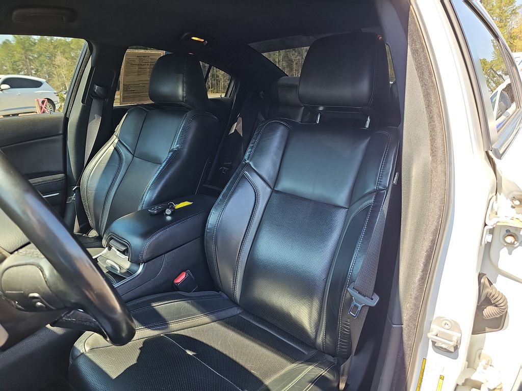 Used 2021 Dodge Charger SXT w/ Leather Interior Group image 19