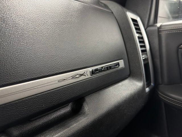 Used 2016 RAM 2500 Limited AWD/4WD image 33