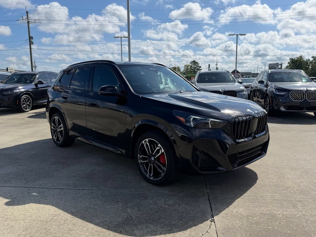 Certified 2026 BMW X1 xDrive28i w/ M Sport Package AWD/4WD image 4