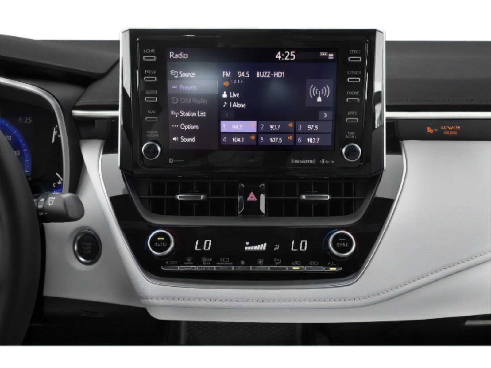 Used 2021 Toyota Corolla SE w/ SE Preferred Package image 10