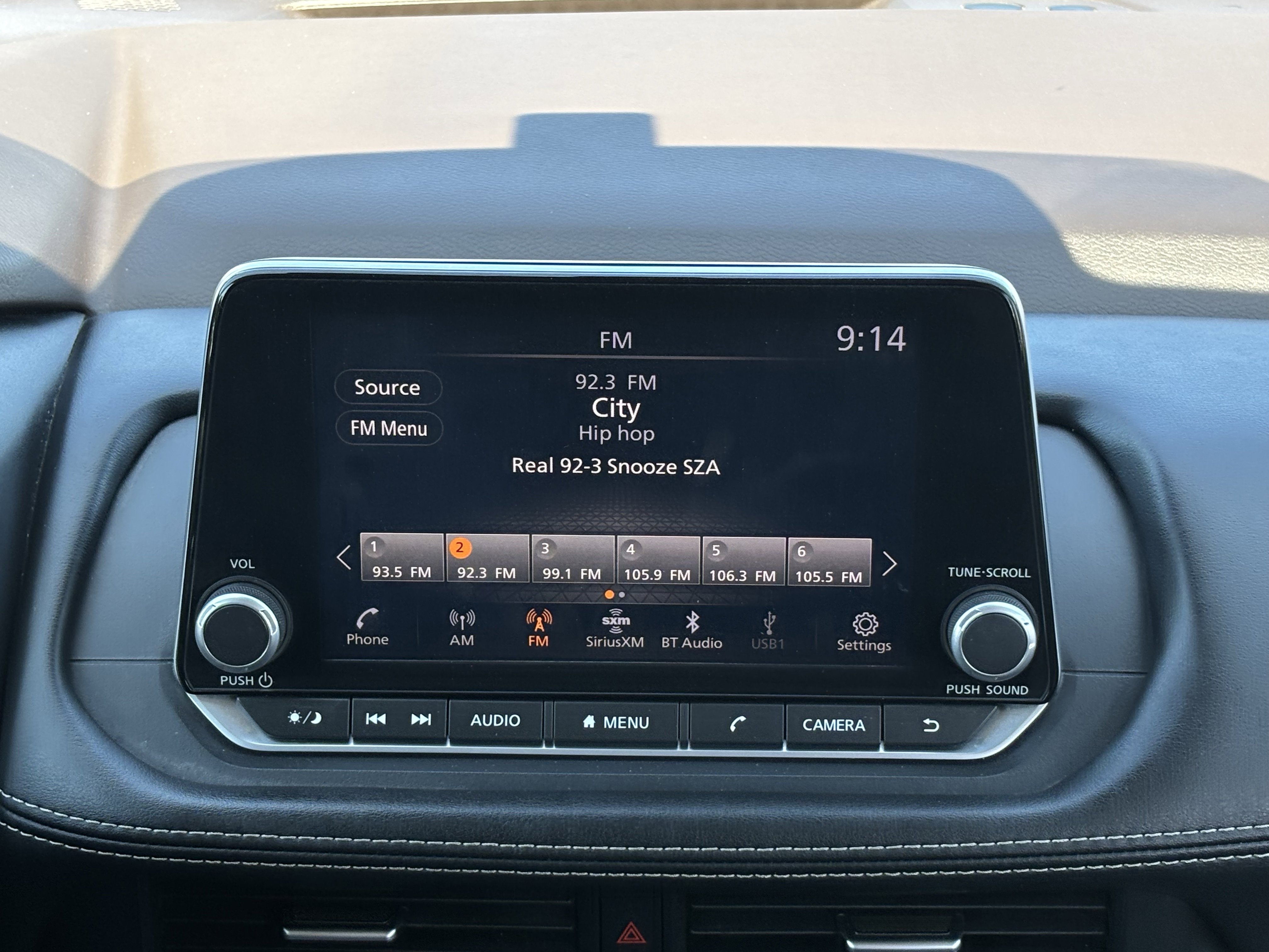 Used 2023 Nissan Rogue SV FWD image 19