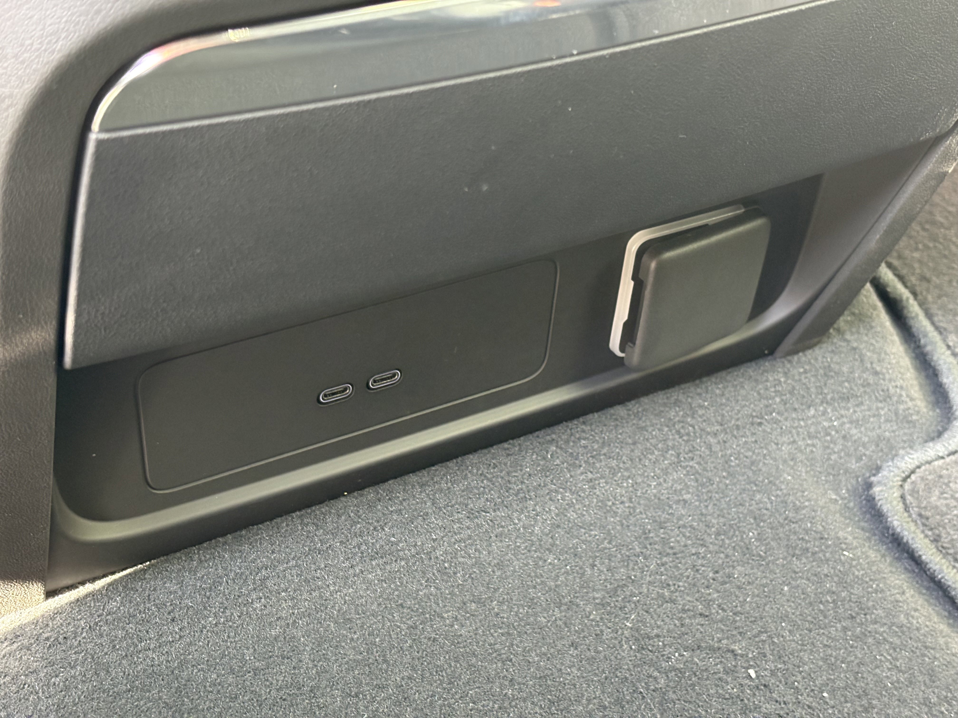 New 2026 Cadillac Escalade IQL Luxury image 17