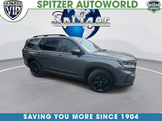 Used 2025 Honda Pilot Black Edition image 2