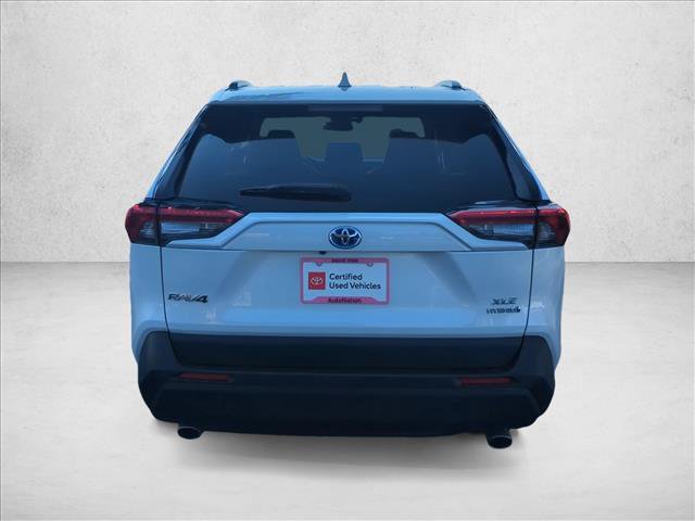 Used 2023 Toyota RAV4 XLE Premium AWD/4WD image 7