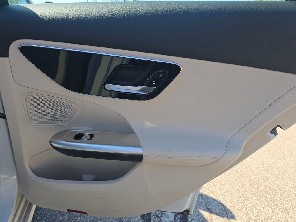 Used 2022 Mercedes-Benz C 300 4MATIC Sedan image 23