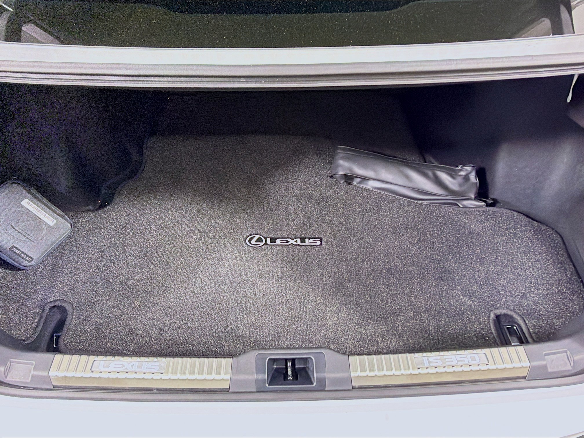 Used 2025 Lexus IS 350 F Sport w/ Accessory Package 2 RWD image 29
