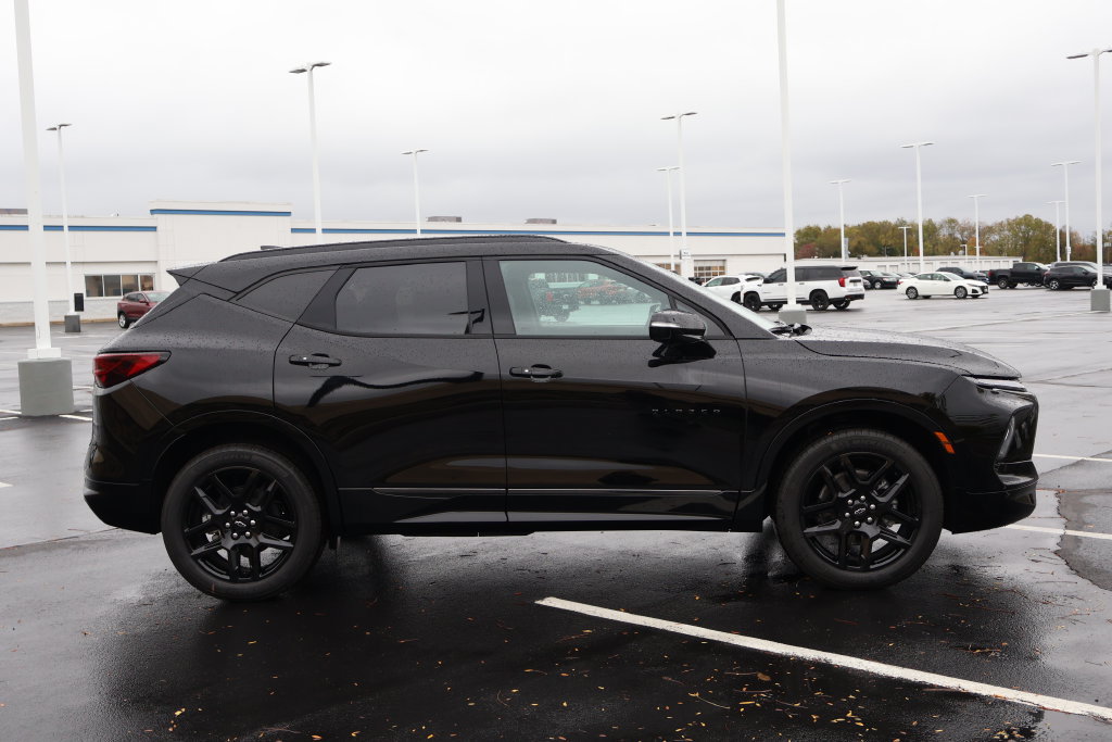 New 2026 Chevrolet Blazer RS w/ Driver Confidence II Package AWD/4WD image 9