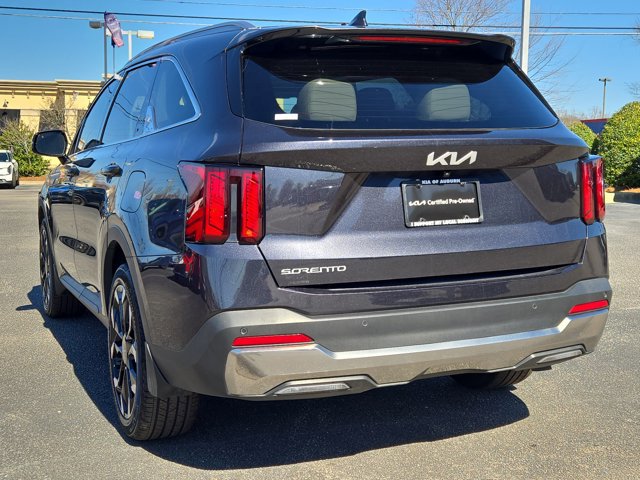 Used 2025 Kia Sorento EX w/ Panoramic Sunroof Package FWD image 9