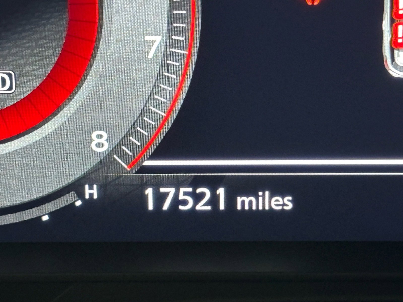 Used 2024 Nissan Pathfinder Platinum w/ Cargo Package image 43