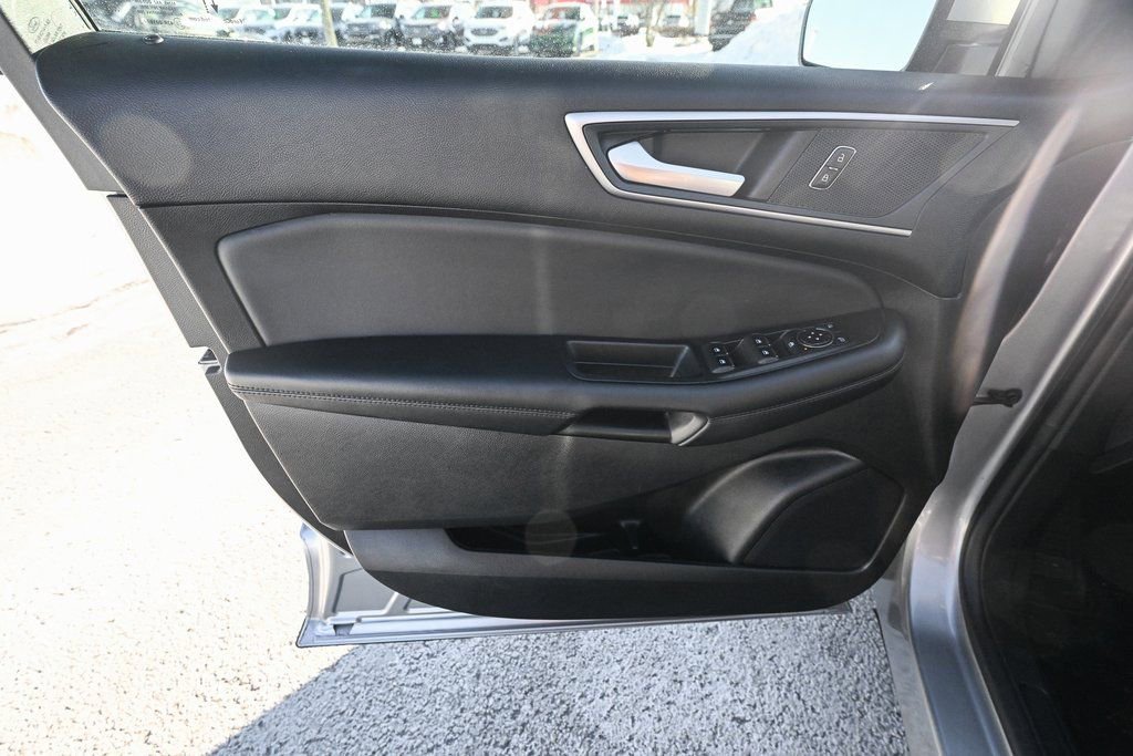 Used 2024 Ford Edge SEL w/ Convenience Package image 21