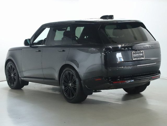 Used 2025 Land Rover Range Rover SE AWD/4WD image 5