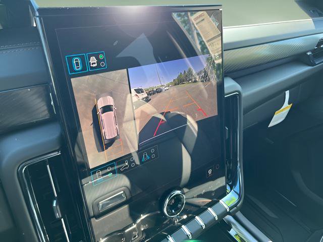 New 2026 GMC Yukon AT4 AWD/4WD image 18