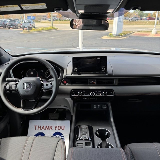 New 2025 Honda Pilot Sport image 13