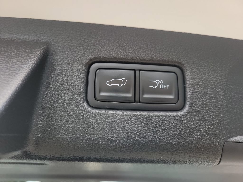 Certified 2024 Kia Telluride EX w/ EX Captain's Chair Package FWD image 14
