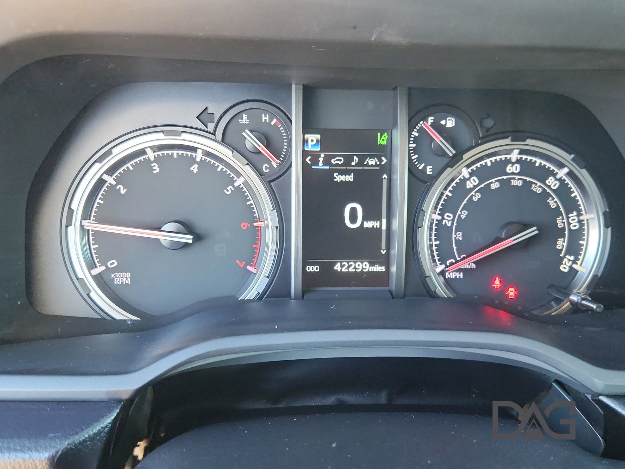 Used 2024 Toyota 4Runner TRD Off-Road image 31