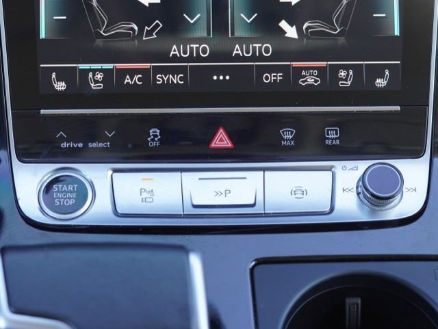 Used 2023 Audi Q7 3.0T Prestige w/ Prestige Package image 32