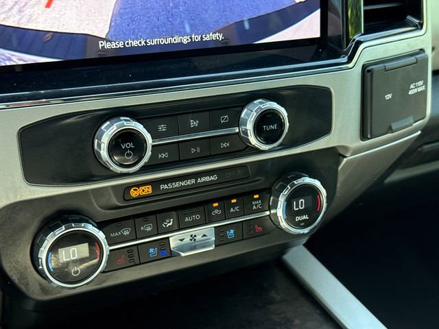 Used 2022 Ford F250 Lariat w/ Lariat Value Package AWD/4WD image 26