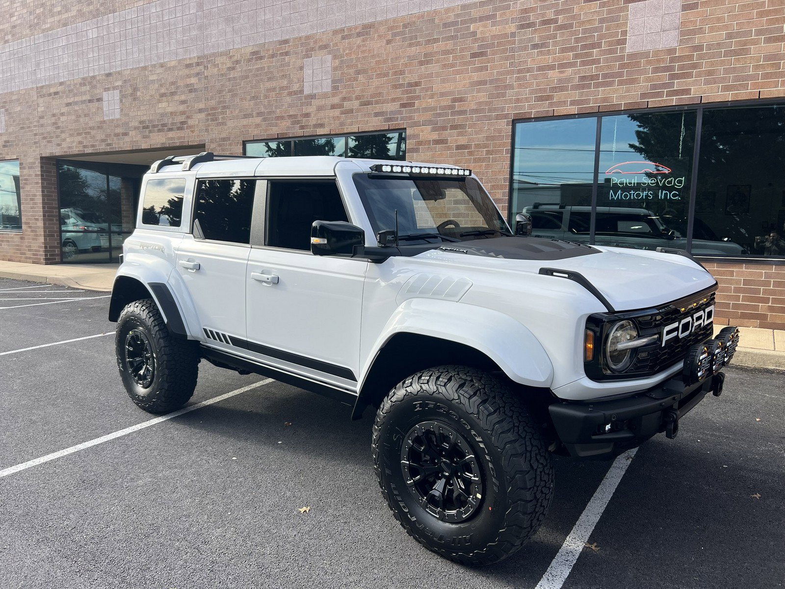Used 2024 Ford Bronco Raptor w/ Interior Carbon Fiber Pack 6 image 30