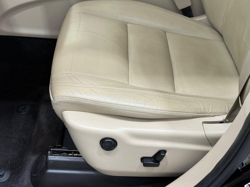 Used 2019 Jeep Grand Cherokee Limited w/ Trailer Tow Group IV image 20