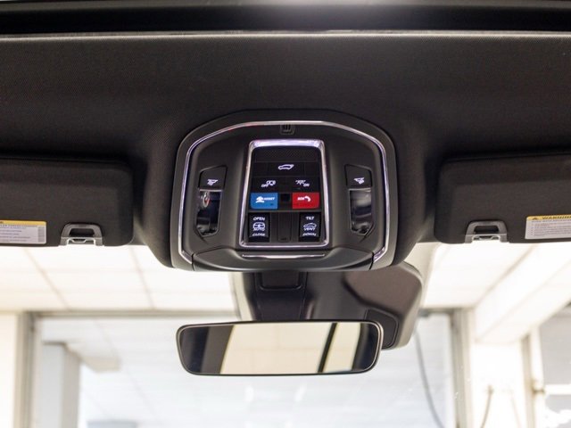 Certified 2025 Jeep Grand Cherokee Altitude image 17