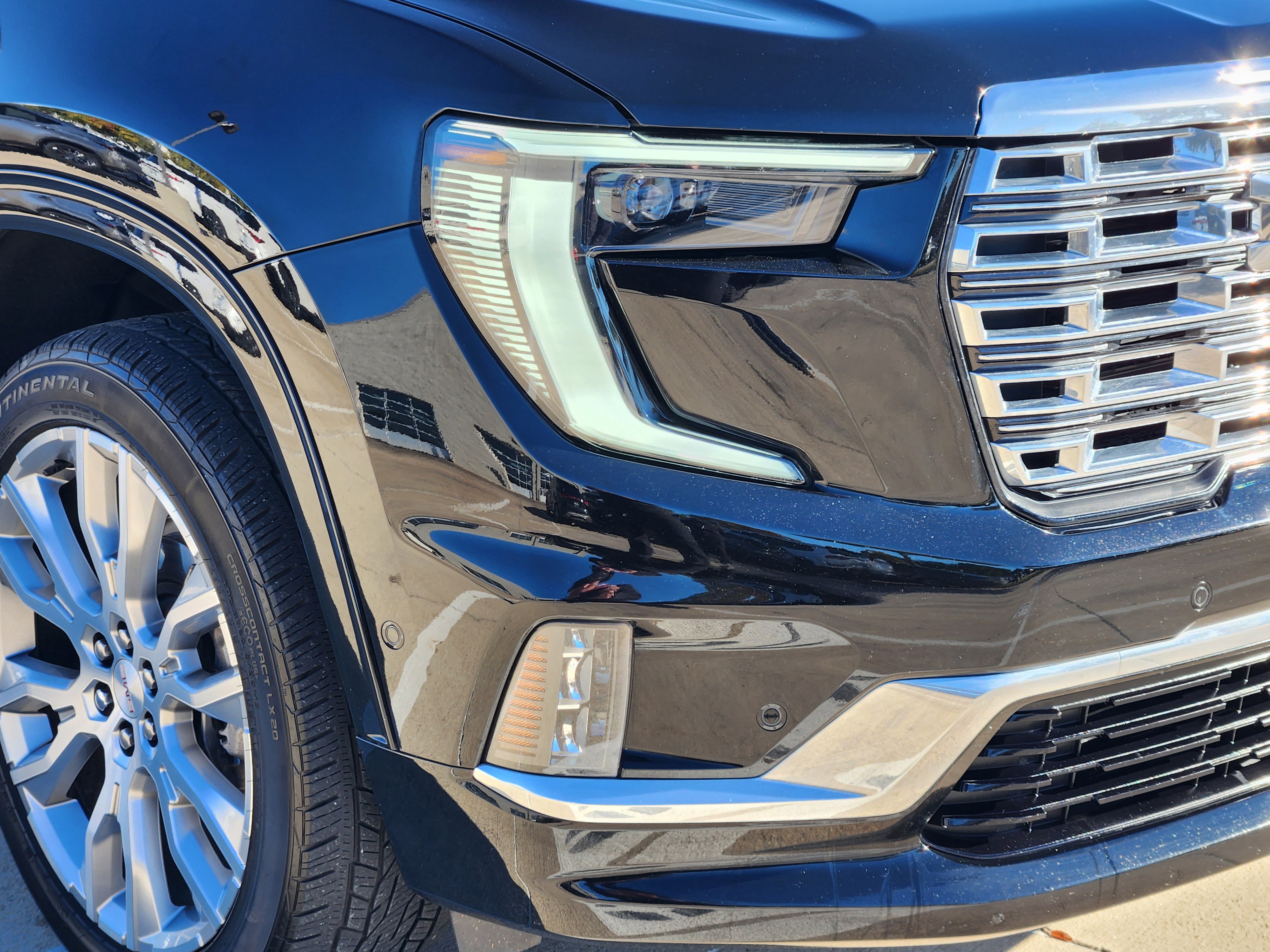 Used 2024 GMC Acadia Denali w/ Super Cruise Package image 5