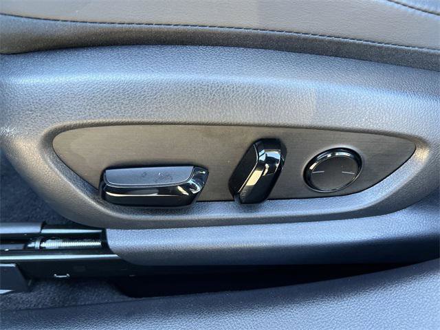 Certified 2025 Lexus ES 300h 300h image 10