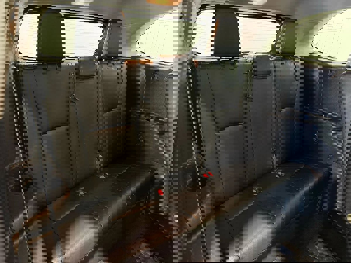 Used 2023 Toyota Highlander XLE image 33