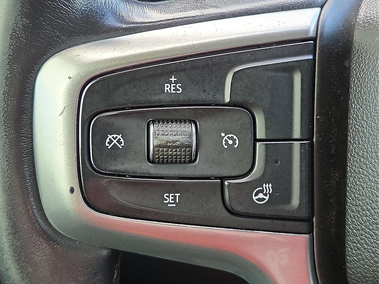 Used 2020 Chevrolet Silverado 3500 LTZ image 21