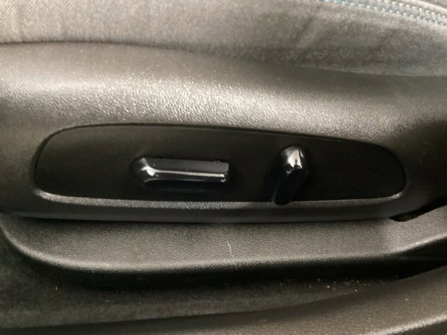 Used 2018 Chevrolet Cruze LT w/ Convenience Package image 14