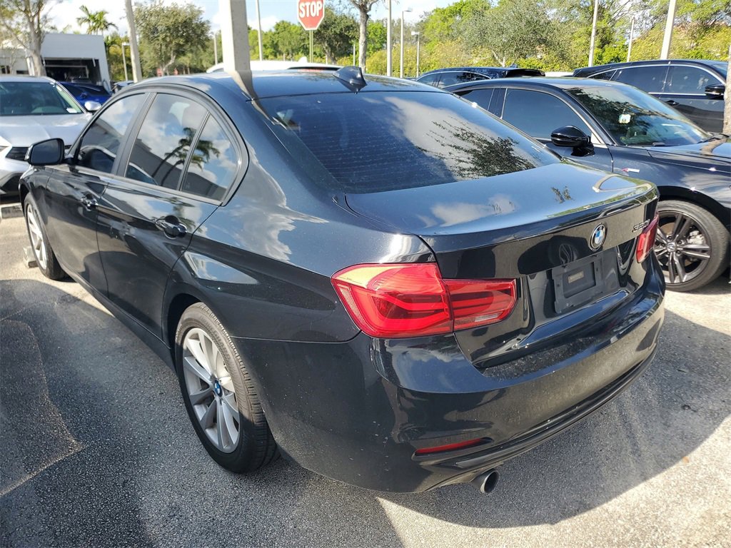 Used 2018 BMW 320i Sedan image 6